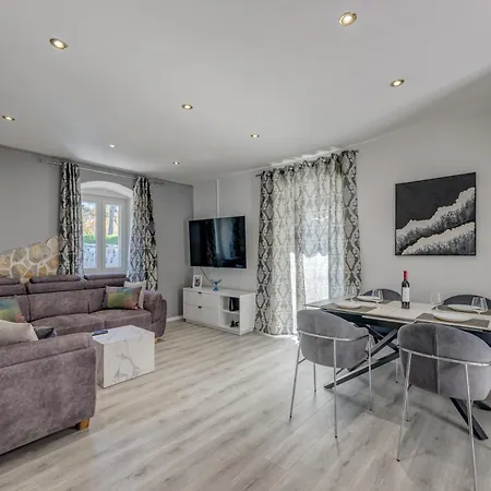 Terrace Suites-split Апартаменты Сплит